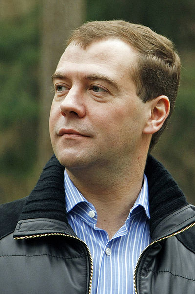 399px-File-Dmitry_Medvedev_official_larg