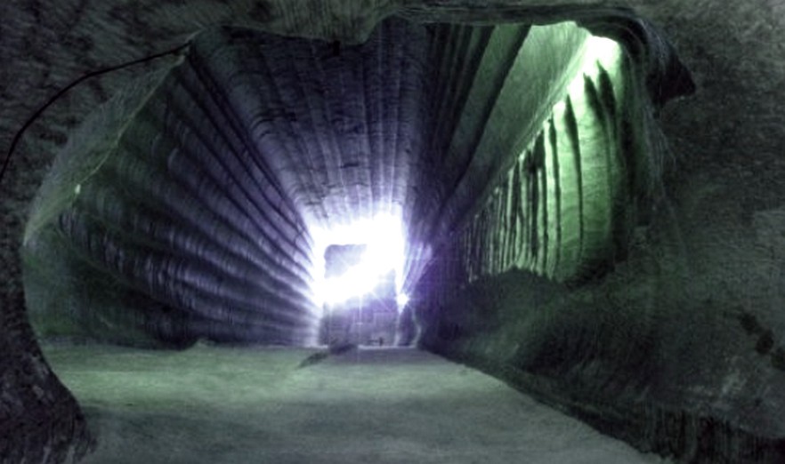Подземные тоннели под всеми континентами и океанами Земли 1395685902_65