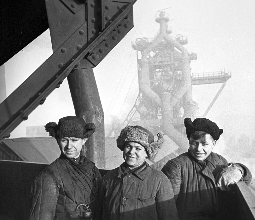 RIAN_archive_699417_Magnitogorsk_Metallurgical_Combine.jpg