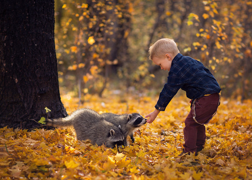 photographers-from-all-over-the-world-capture-amazing-photos-of-children-and-animals-31__880%20%281%29.jpg