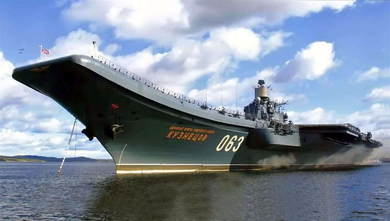 Фэллон: русские будут глядеть на наш авианосец с восхищением и завистью новые фото Фэллон: русские будут глядеть на наш авианосец с восхищением и завистью новые фото
