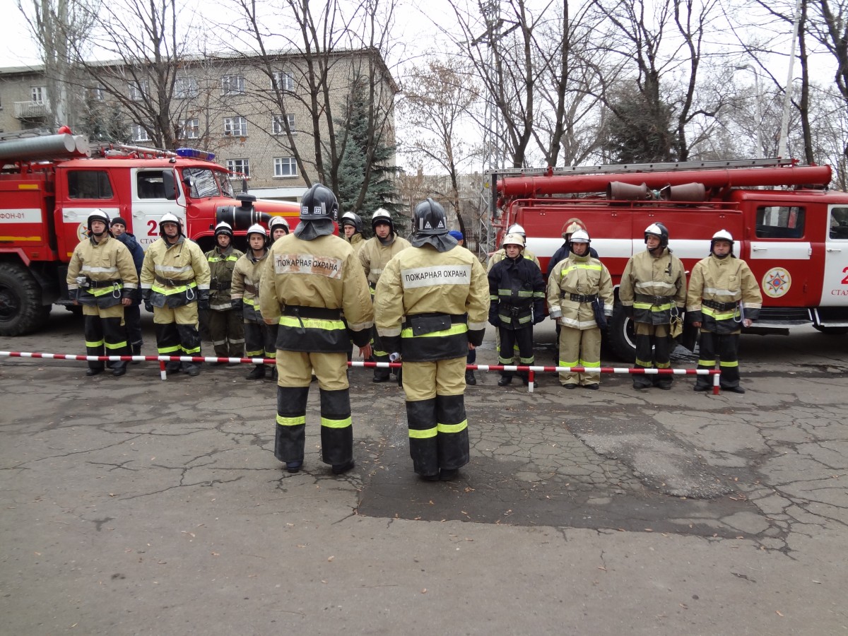 Спасатели провели тактико-специальные учения на ГОУ СПО ЛНР «Стахановский  промышленно-экономический техникум» - Артур Воинов — КОНТ