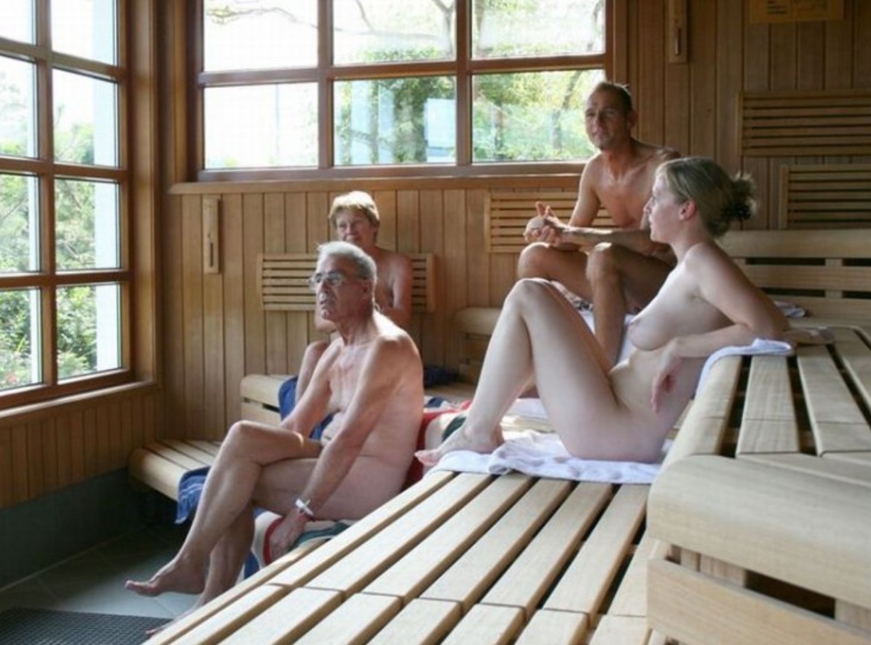 в видео голая семья в бане фото 34