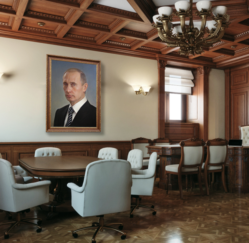 Сайт президента рф кабинет. Кабинет Путина. Портрет президента в кабинете. Кабинет чиновника. Портрет Путина в кабинет.