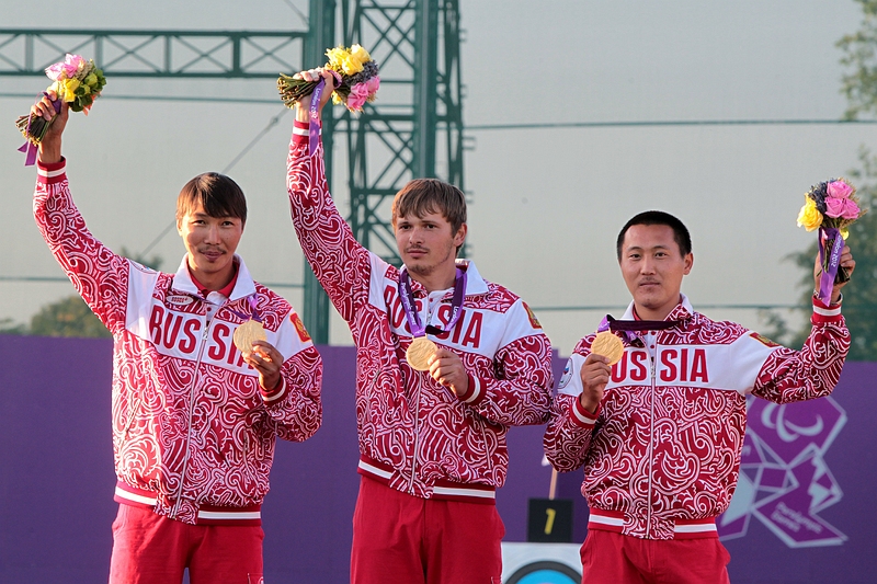 Спортивный высший. Спорт высших достижений. Спорт высоких достижений. Спортсмены высших достижений. Современный спорт высших достижений.