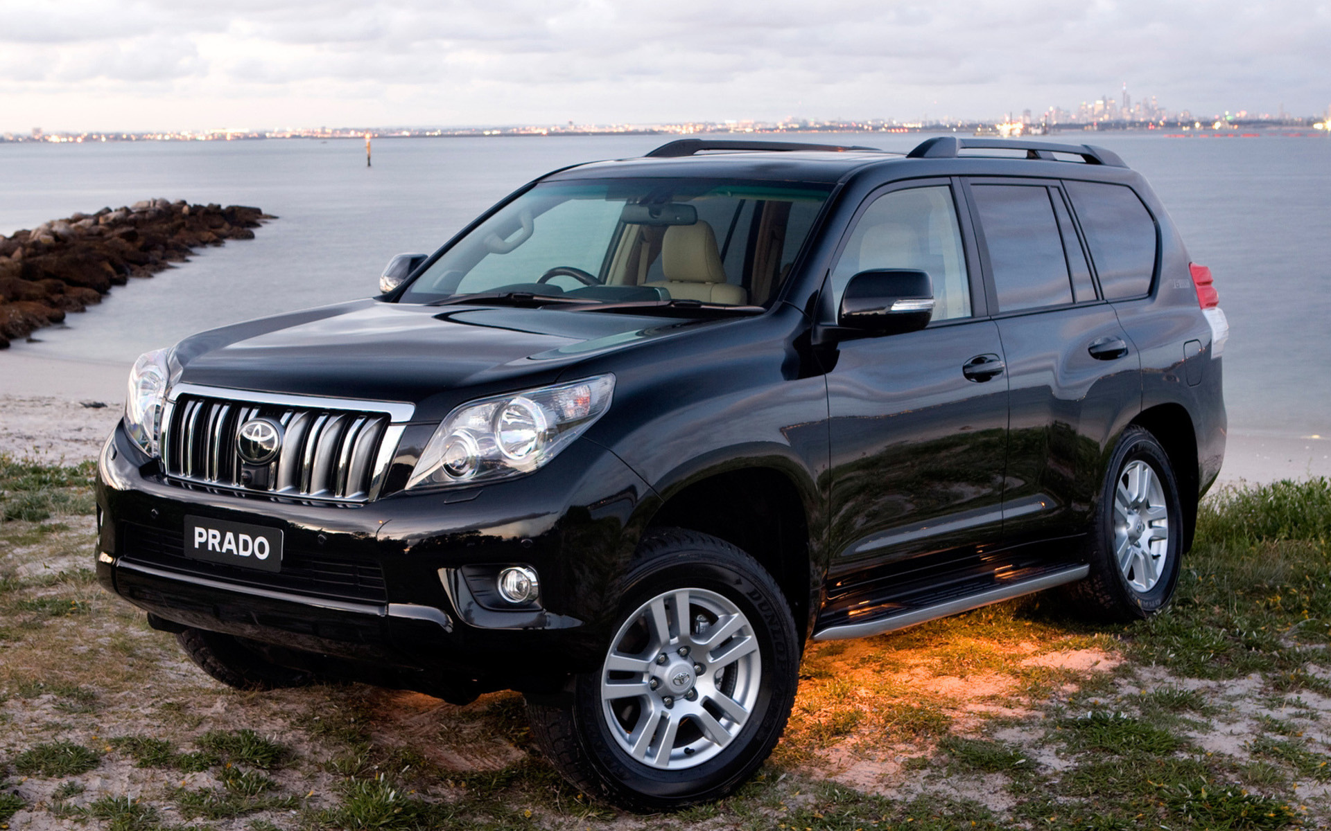 Toyota land cruiser prado 4