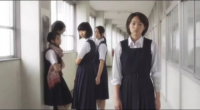 Школа японской мамы. Японские школьники. Школа в Японии. Старшая средняя школа в Японии. Японская школа 1980.