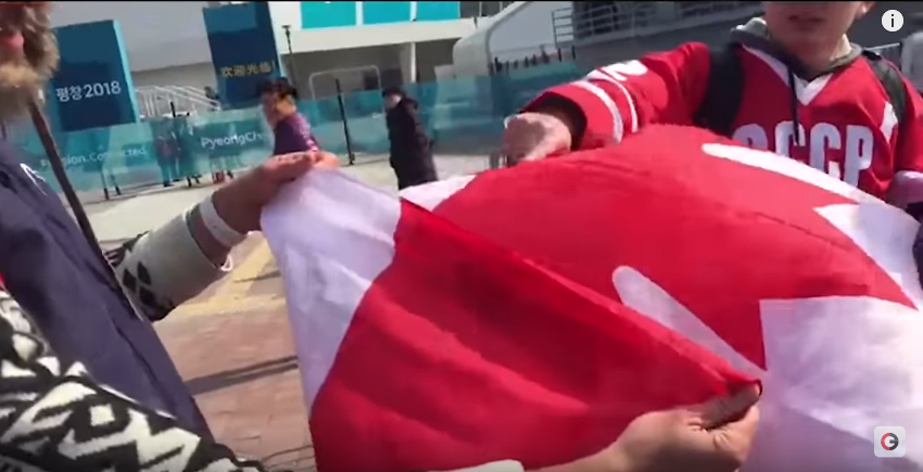 "Вежливый Самаритянин" из России "навалял" канадцам и забрал  флаг