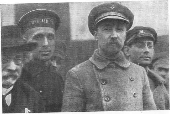 Украина, 1919 г.  Нарком по военным делам Михаил Подвойский. 