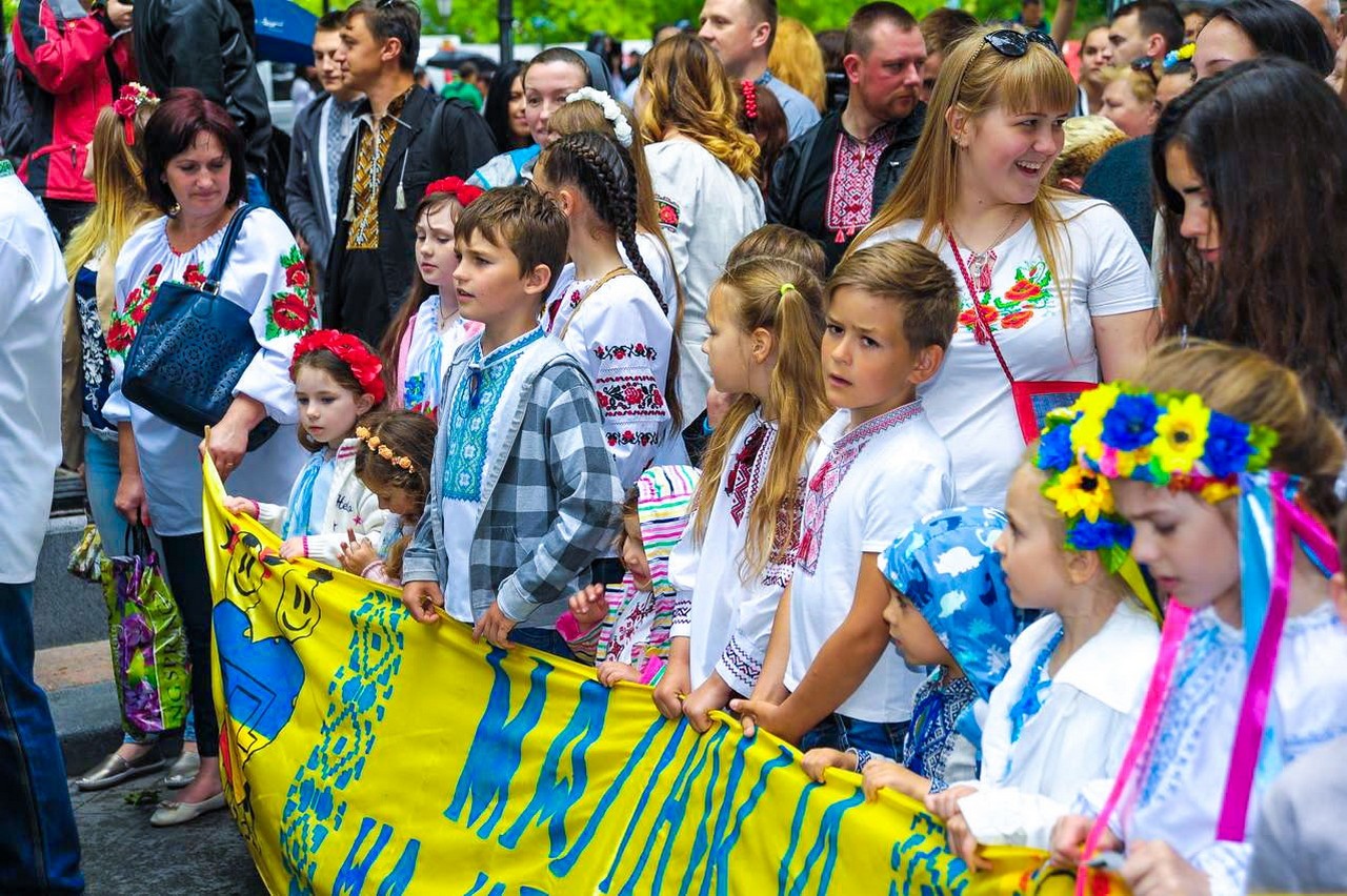 Народ украины сегодня. Население Украины. Украина люди. Население Украины люди. Население украинцев на Украине.