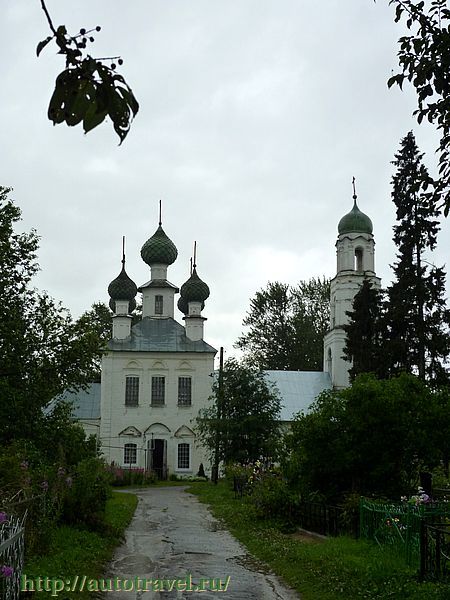 Любиме ярославская область. Любим Ярославская область храмы. Церковь любим Ярославль. Достопримечательности любима Ярославской области. Церкви Успения Пресвятой Богородицы в Любиме Ярославская область.