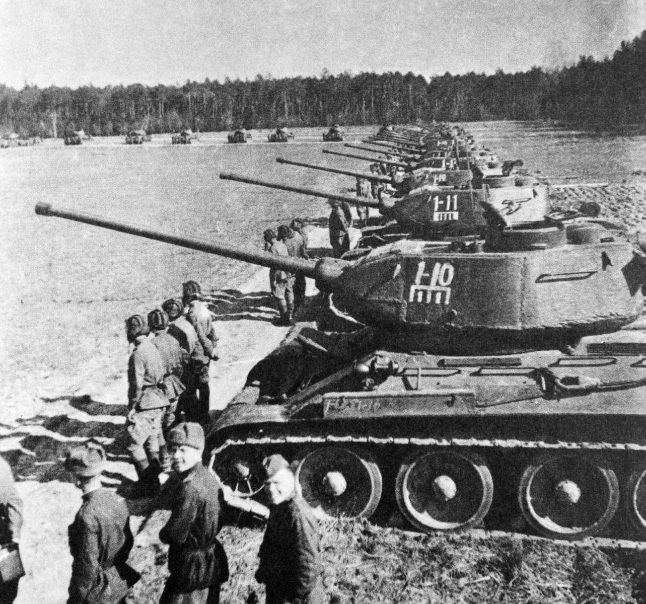 Танковые корпуса вов. Танк т-34 в Великой Отечественной. Танк т-34 в бою. Танк т-34-85 в бою. Т 34-85 36 танковая бригада.