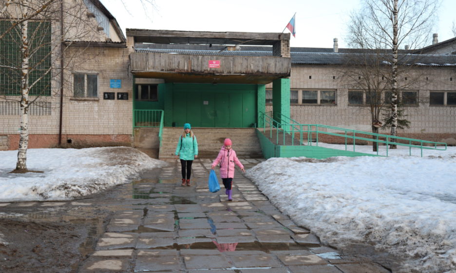 Савинский плесецкий архангельская область. Школа поселка Савинский Архангельской области. Савинская больница Плесецкий район.