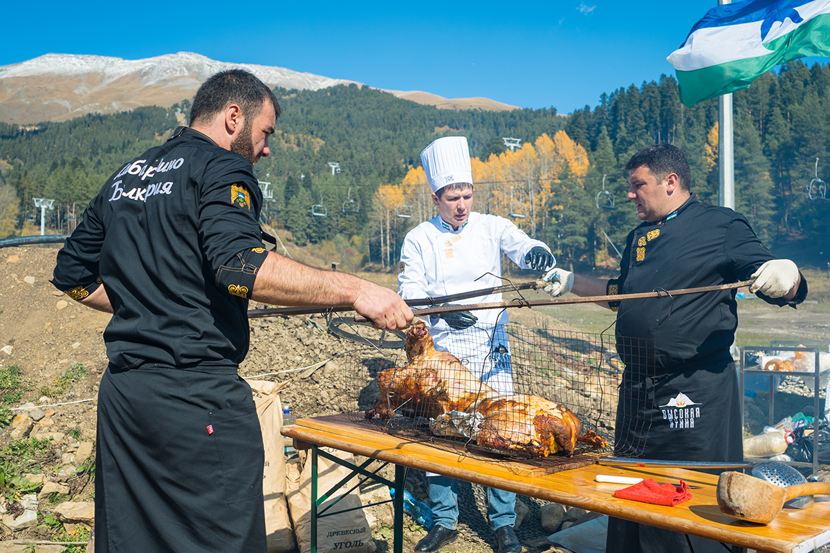 Круче, чем Кавказ, никто не жарит мясо