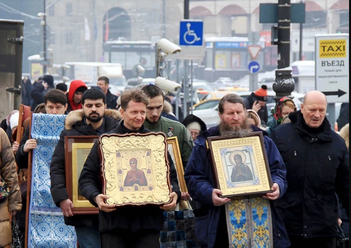 Крестные ходы - шаги на пути возрождения Святой Руси
