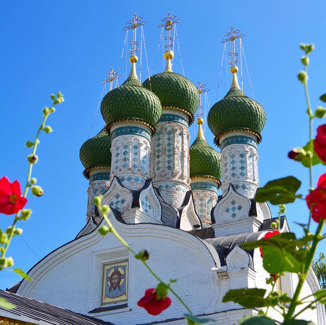 Церковь гора божья. Храм Успения Пресвятой Богородицы Нижний Новгород. Церковь Успения на Ильинской горе Нижний Новгород.