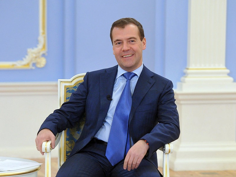 Премьер Медведев нам разрешает 