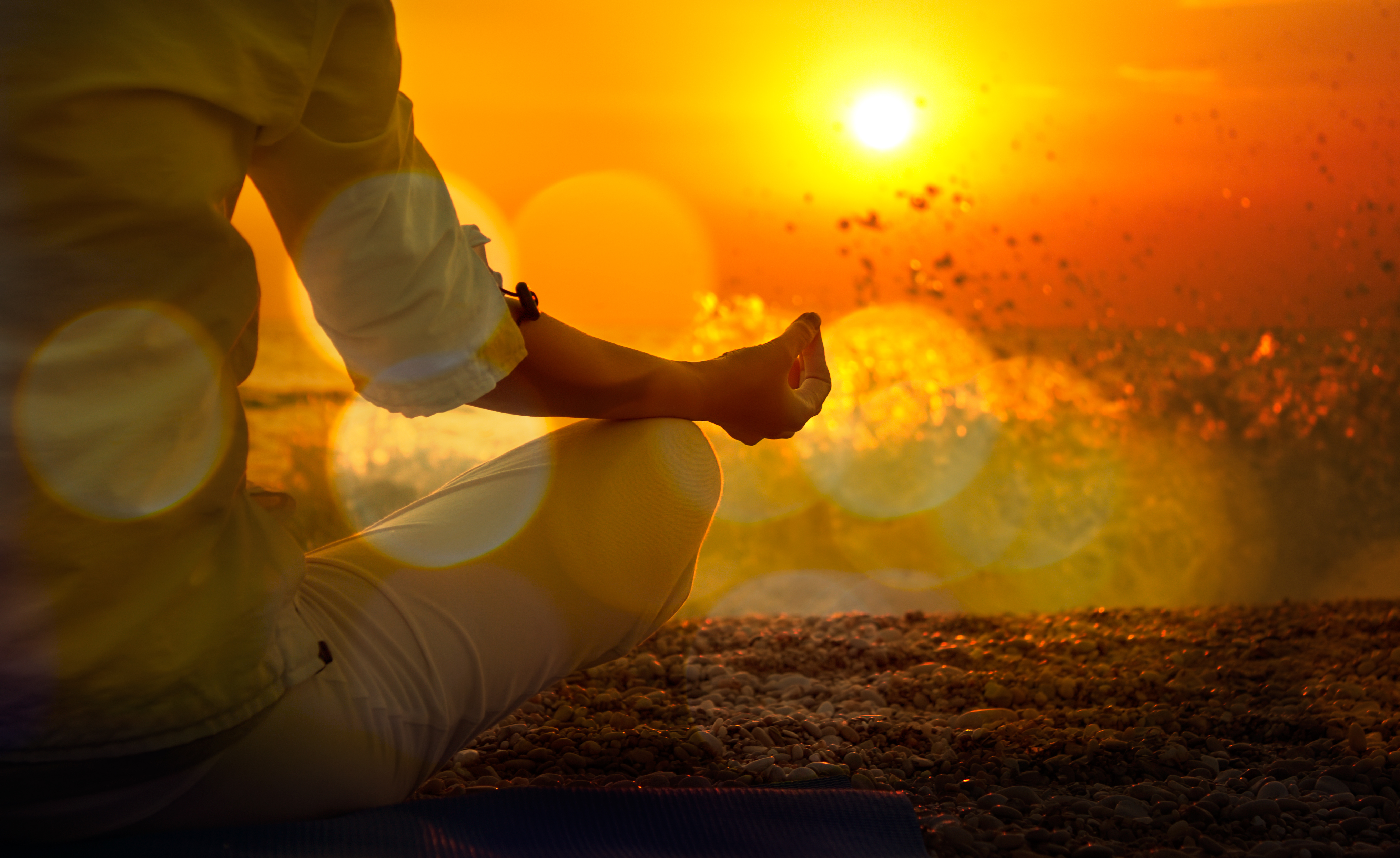 Утренняя медитация на день. Медитация на Восходе солнца. Медитация на закате. Йога на Восходе солнца. Медитация на рассвете.