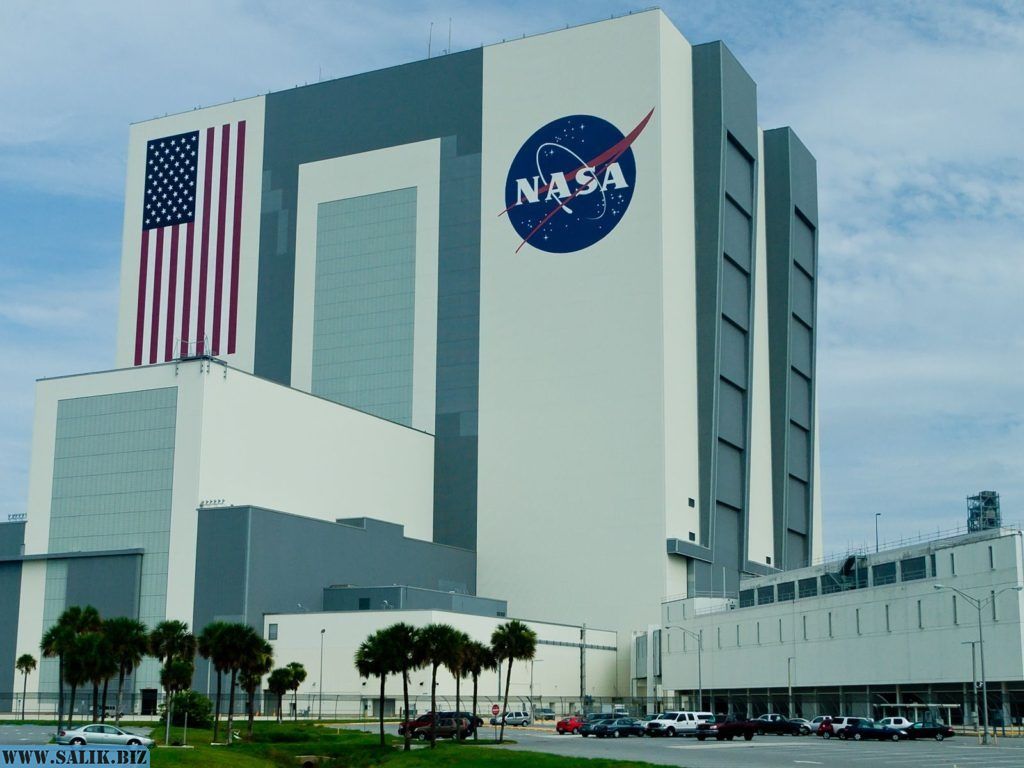 Наса город. Хьюстон НАСА. Космический центр НАСА В Хьюстоне. Главный офис НАСА. Здание NASA.