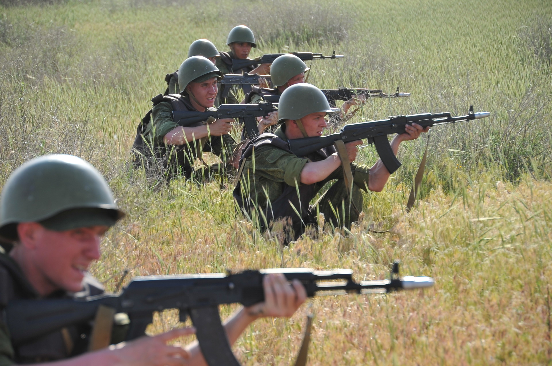 Основной военной силой. Стрельбы в армии. Боевая подготовка. Военное стрельбище. Учебно-Боевая подготовка.