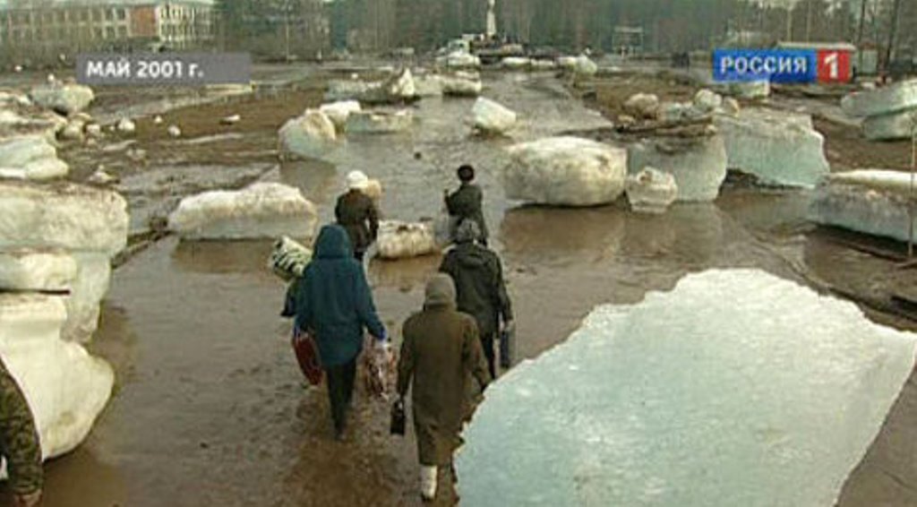 2001 год 18 декабря. Ленск потоп 2001. Наводнение в Якутии в 2001 году. Ленск Якутия наводнение 2001. Ленск 1998 наводнение.