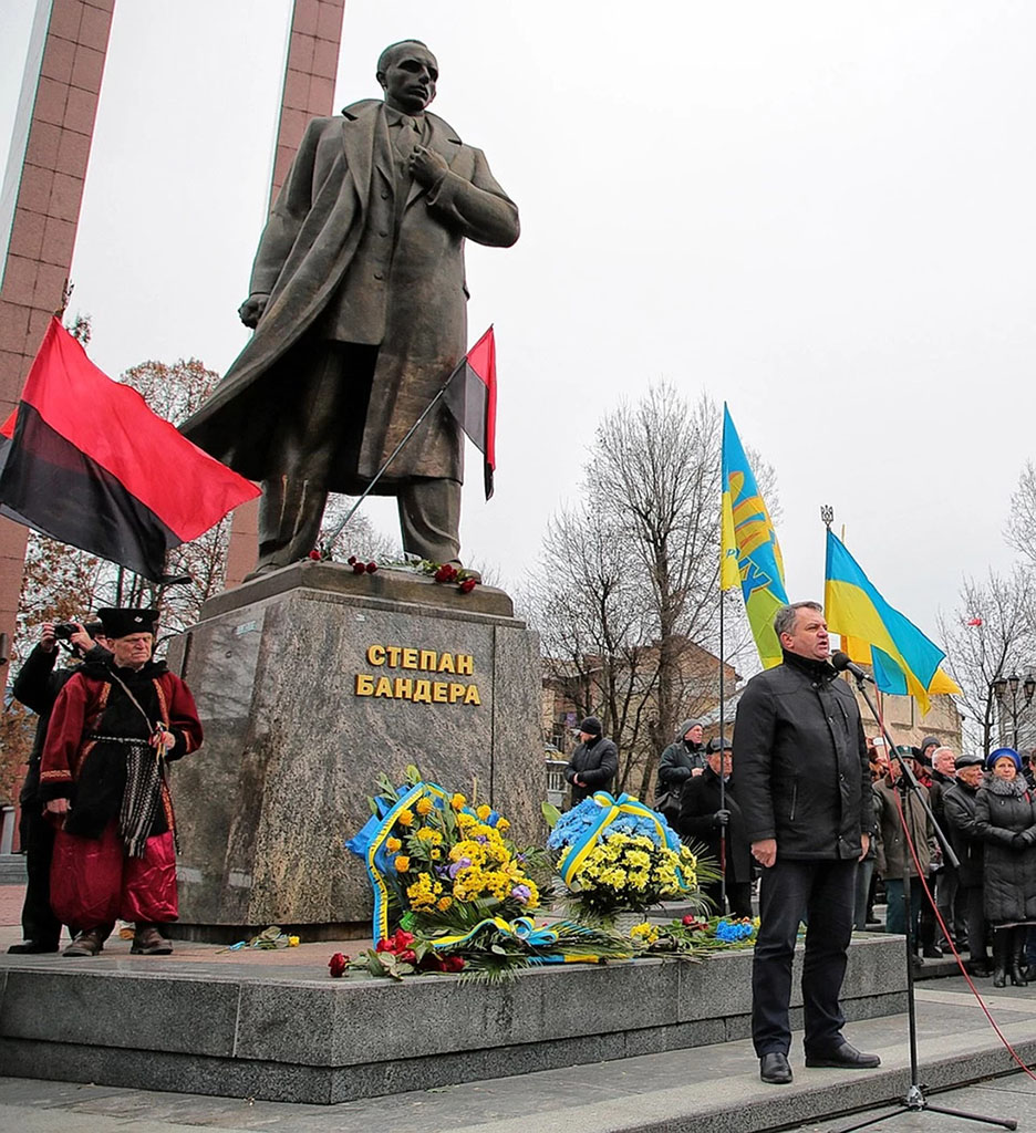 памятник бандеровцам в польше