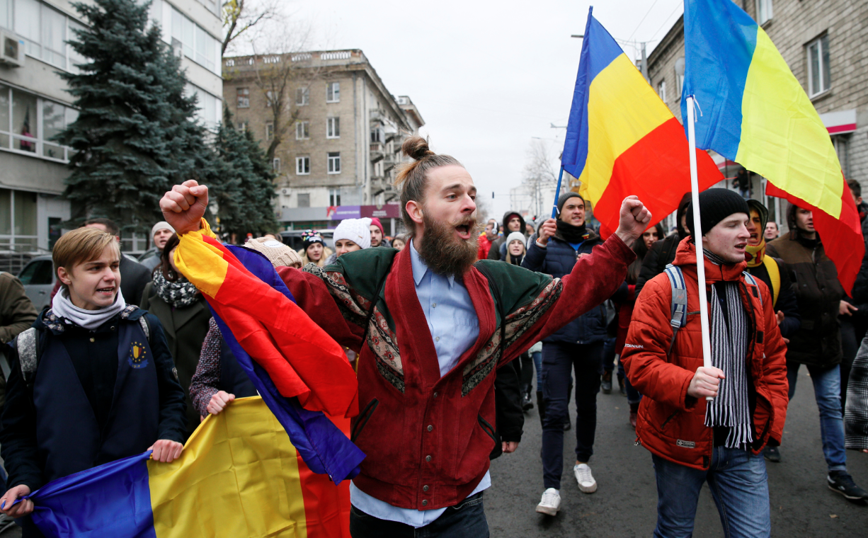 Выборы в молдове. Выбор Молдавии. В Молдавии демократия. Выборы Молдова голосуют.