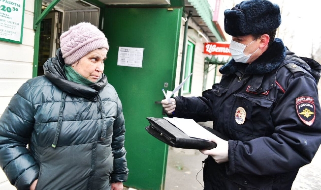 Маразм всё крепче. Пожилые ивановцы протестуют против штрафов за поход в аптеку