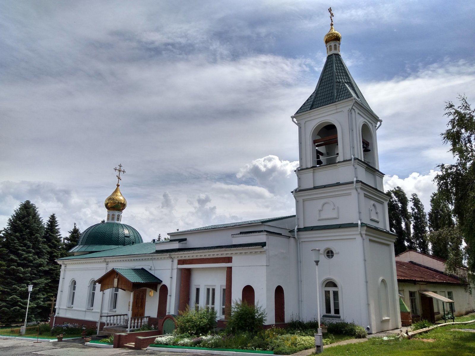 Свято Алексеевский монастырь в Саратове