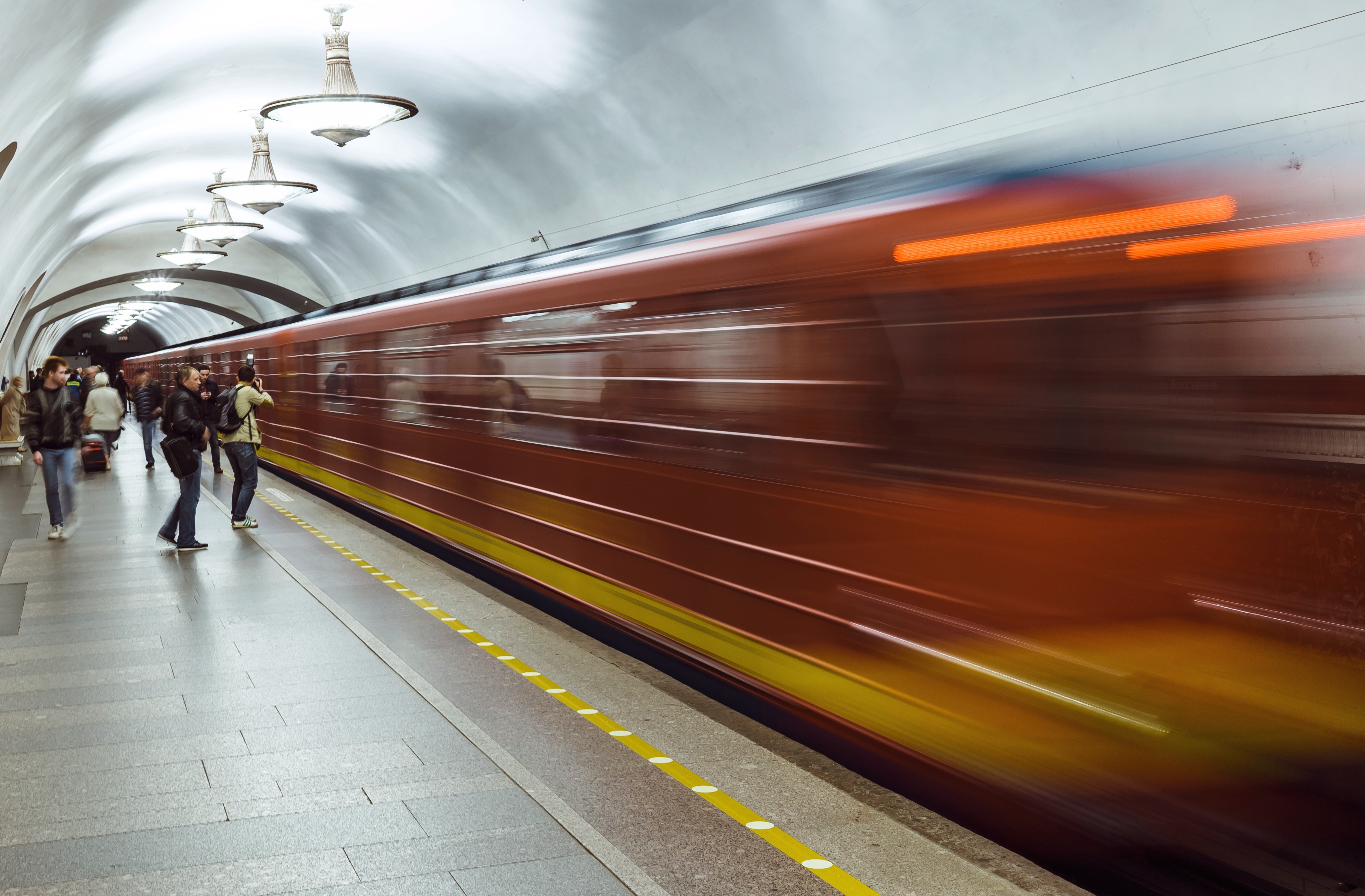 Покажи картинки метро