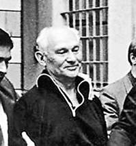 Что толкает их на измену, сколько получают шпионы и как заканчивают свою жизнь
