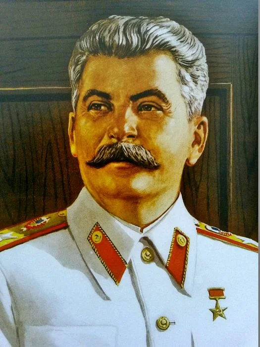 Какое звание было у Сталина до маршала