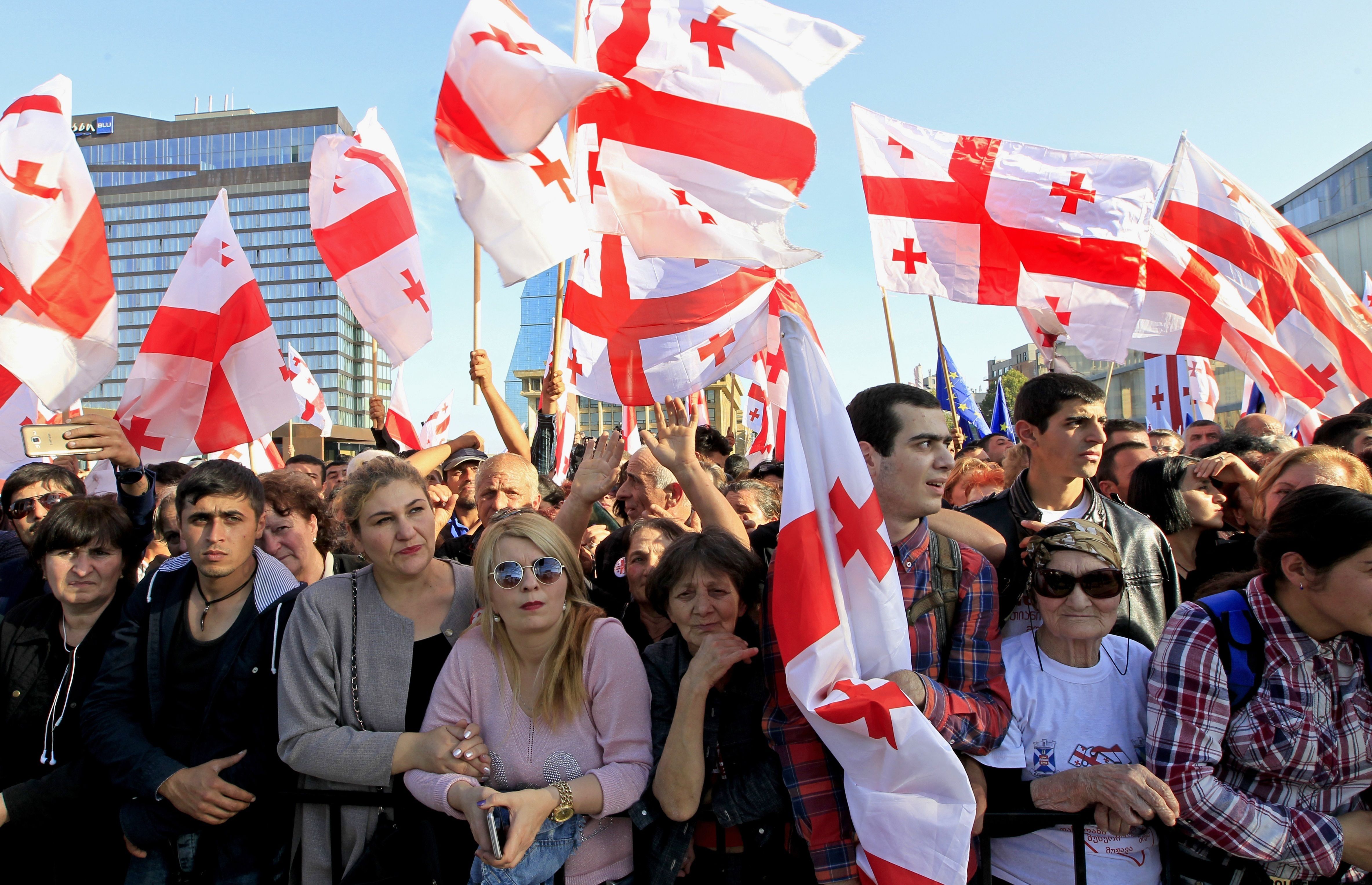 Сколько людей в грузии