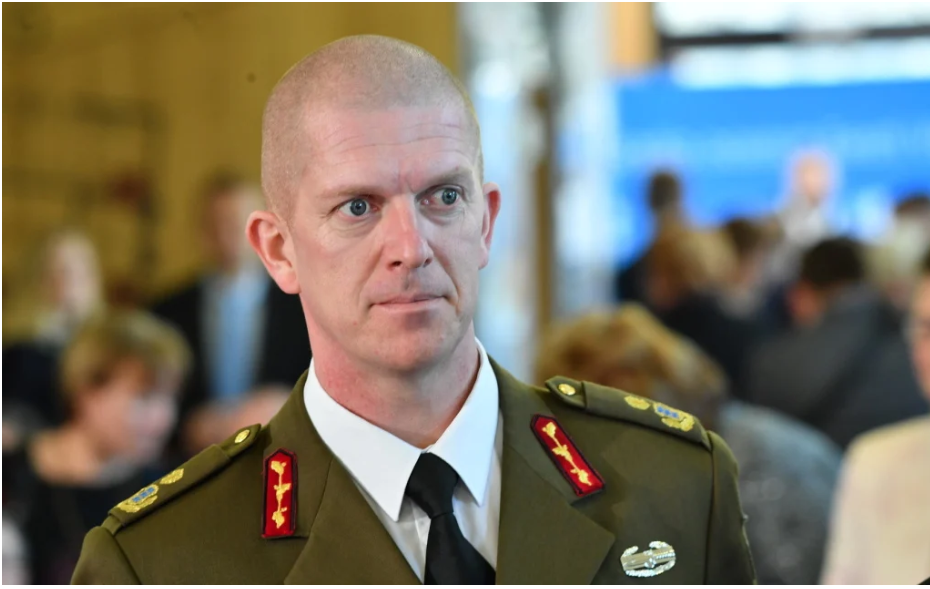 «Храбрый» эстонский генерал скатился до площадной брани в адрес России