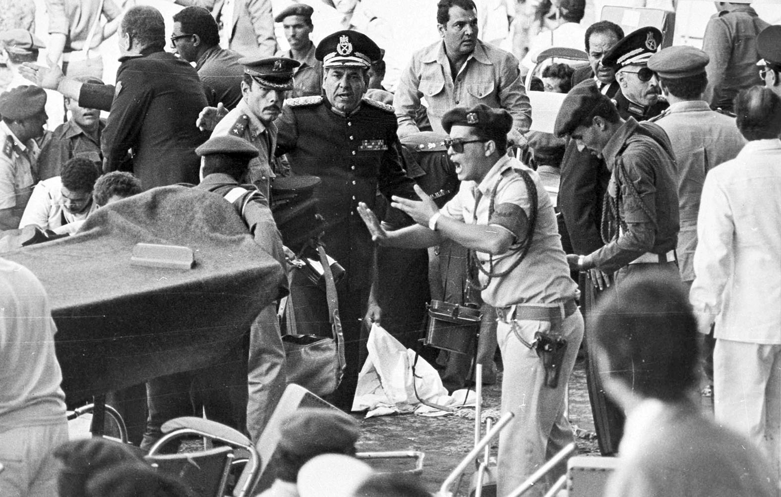 Садат египет. Убийство Анвар Садата 1981. Убийство президента Египта 1981.