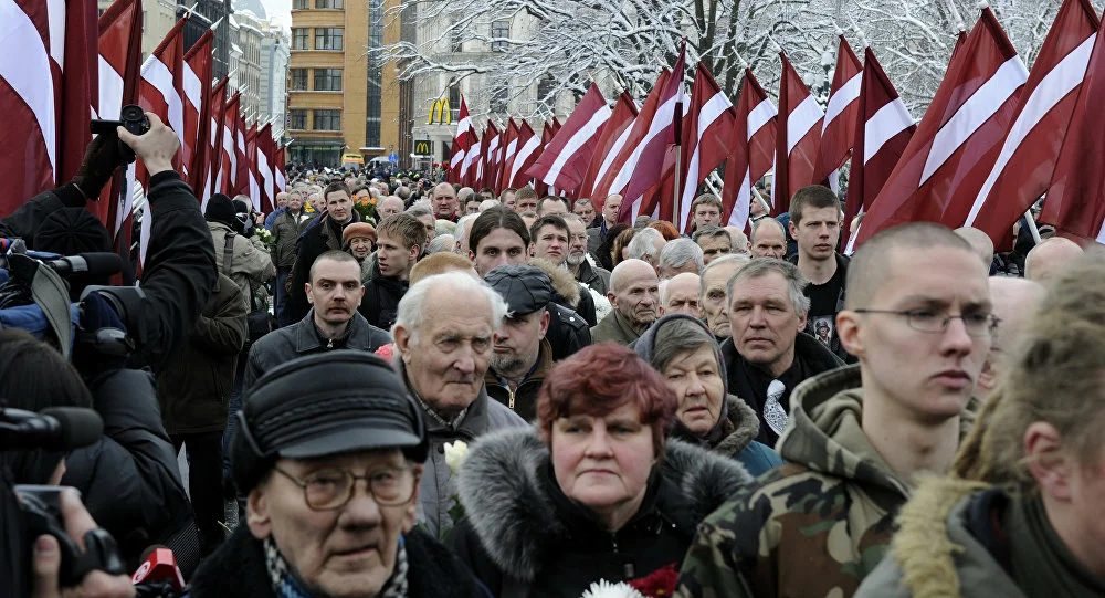 Власти Латвии насаждают русофобию, но жители страны все равно очень по-доброму относятся к России