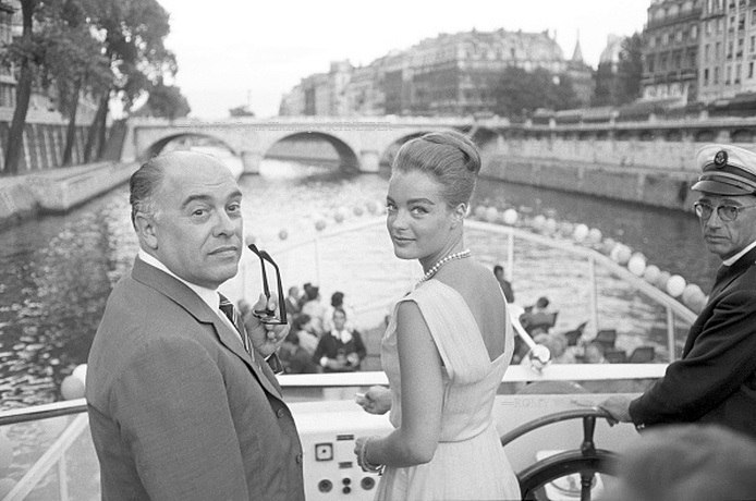 Роми Шнайдер и продюсер Карло Понти  в Париже, 1962 год.