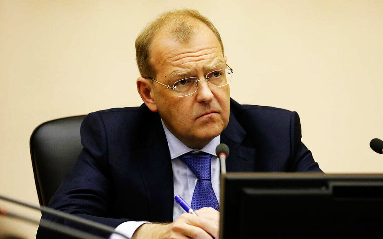 Рецидив заказывали ?: "Неприкасаемый" Сердюков оценил долги ОАК в полтриллиона рублей !