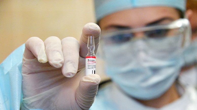 Страны Прибалтики держат оборону против российской вакцины