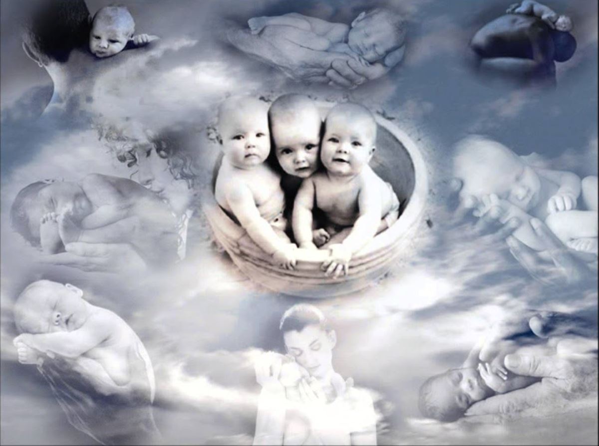 Много рождаемые. Душа ребенка. Дети на небесах. Младенец на небесах.