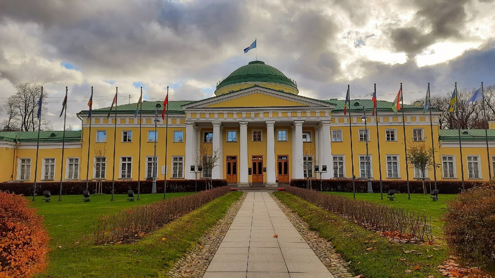 Объект таврический. Дворец Потемкина в Санкт-Петербурге. Таврический дворец Потемкина. Таврический дворец (1783 - 1789). Таврический дворец Старов.