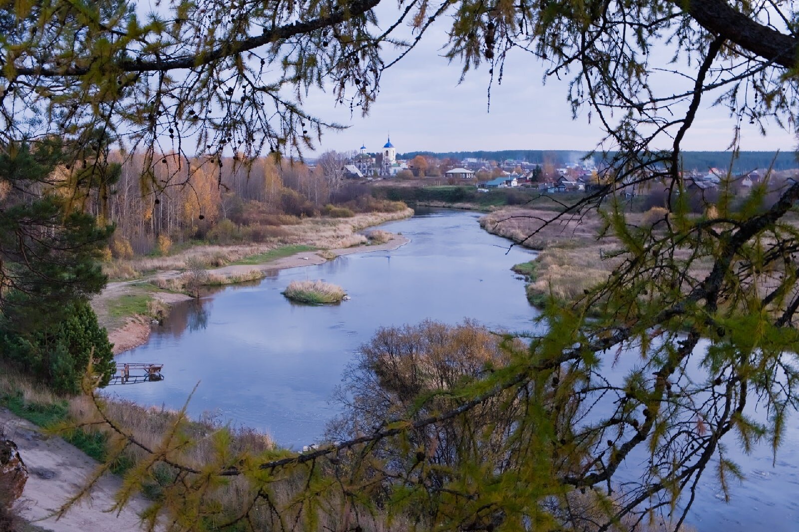 Церковь на реке Чусовая