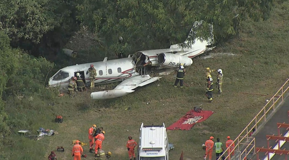 Авиакатастрофа а320 Сан Паулу. Авиакатастрофа Боинг 727. В Бразилии разбился самолет.