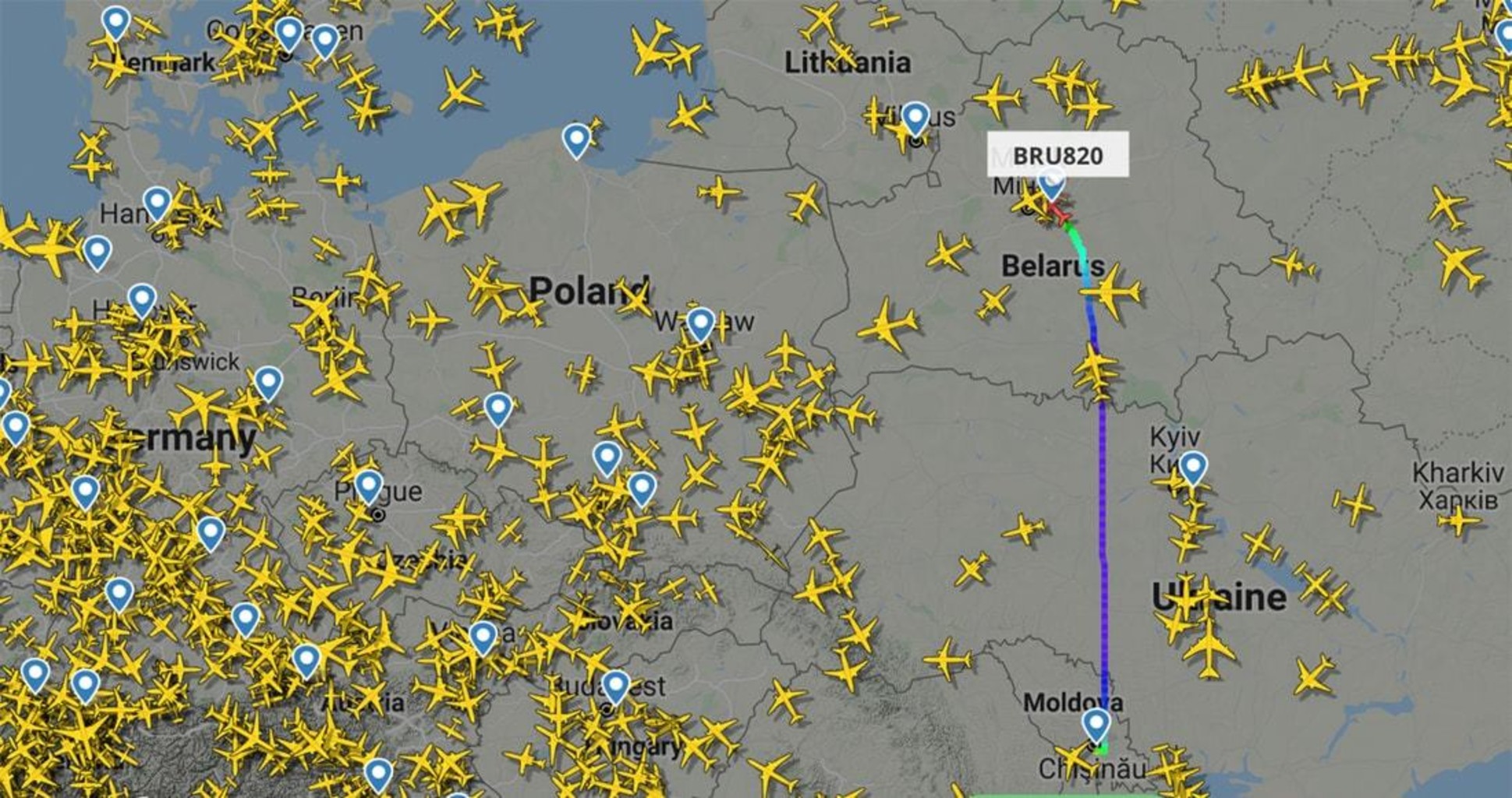 Что значит закроем небо. Воздушное пространство Украины. Полеты над Украиной. Закрытое воздушное пространство Украина. Закрытие неба над Россией.