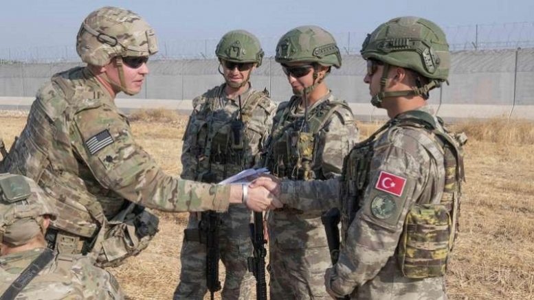 США терпят турецкую наглость из-за России