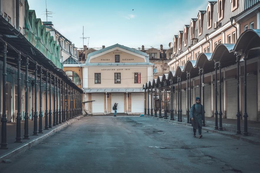 Апраксин двор санкт петербург. Апраксин двор. Апраксин двор 1862. Садовая улица Санкт-Петербург Апраксин двор. Апраксин двор на садовой улице.