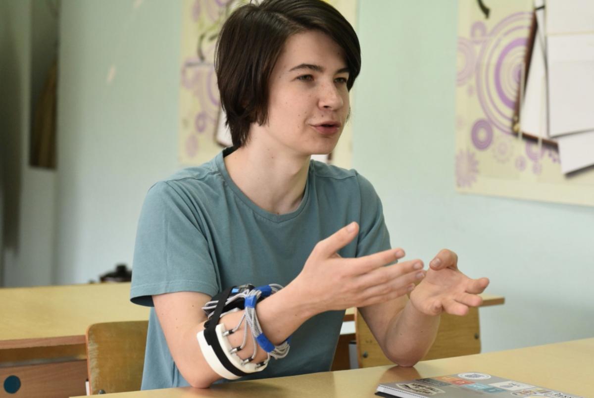 Уральский школьник получил малую Нобелевскую премию, но страна обсуждает 