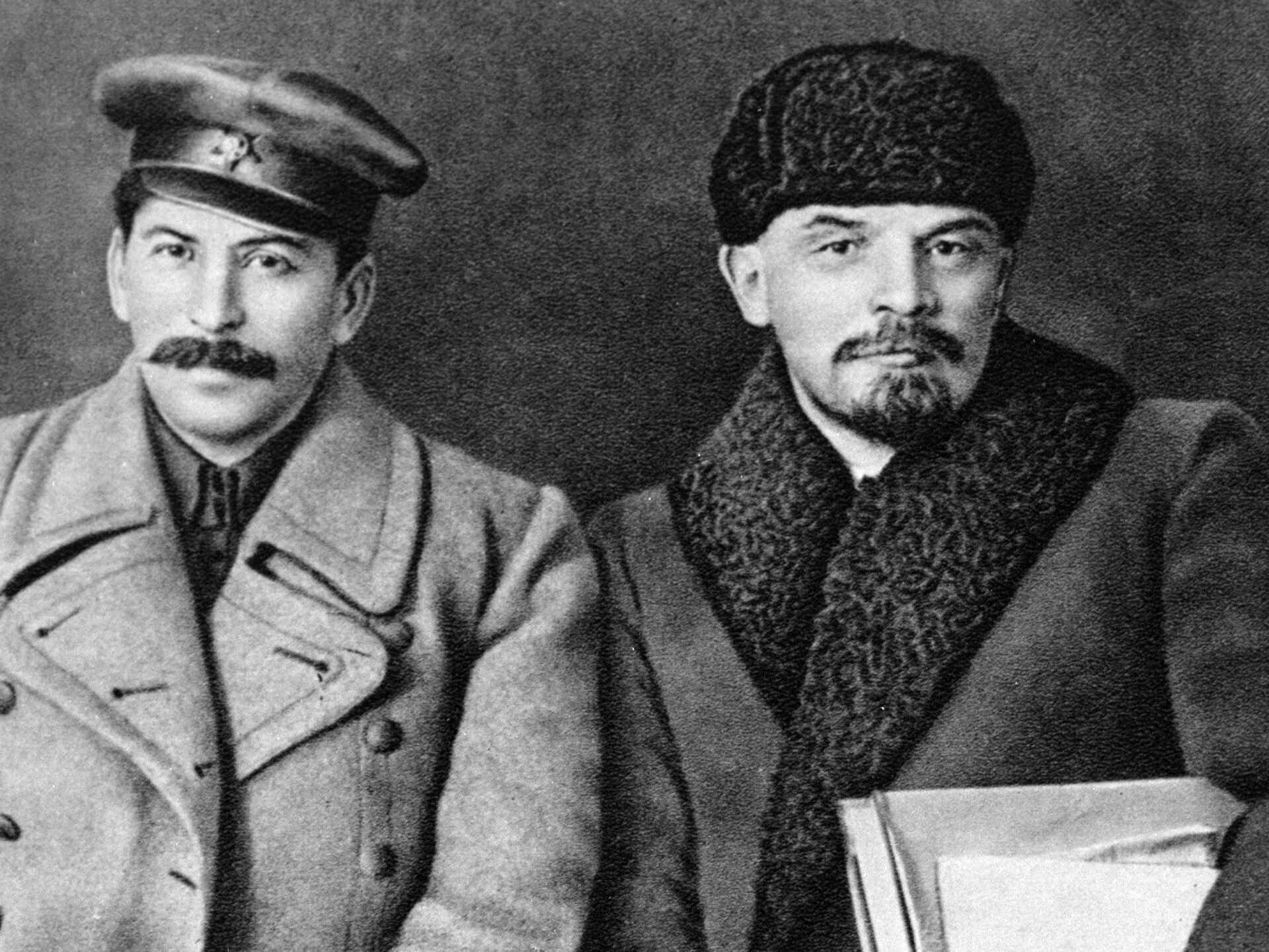 Ленин Владимир Ильич и Сталин Иосиф Виссарионович
