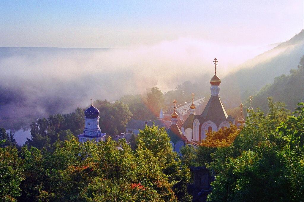 Святогорский монастырь закат