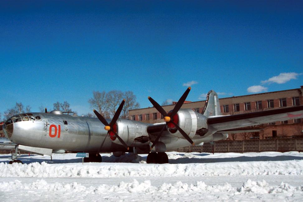 Бомбардировщик ту 4. Ту 4 Туполева. B-29 И ту-4. Ту-4 бомбардировщик. Ту-4 Монино.
